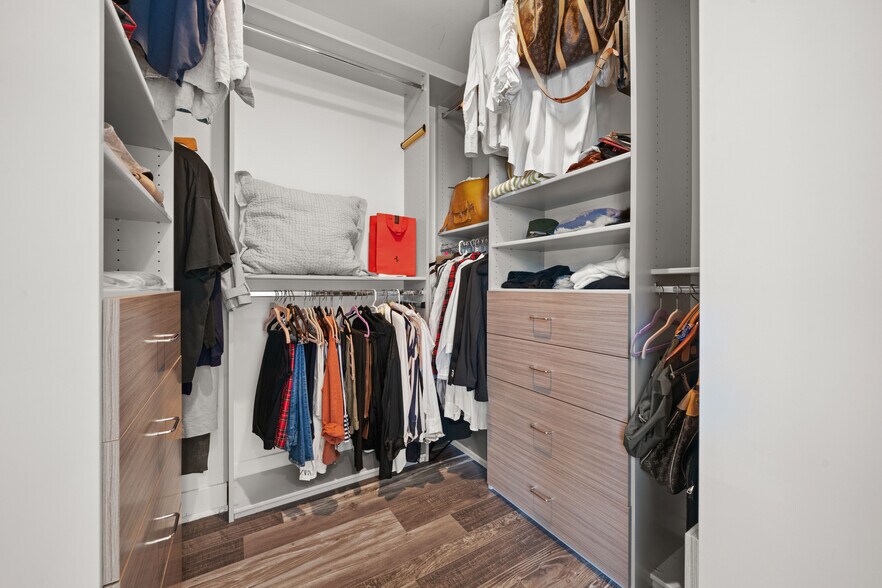 Primary Bedroom Walk-in Closet - 1651 Topanga
