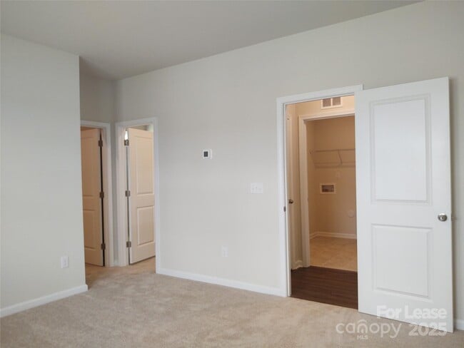 Building Photo - 4049 Whipcord Dr