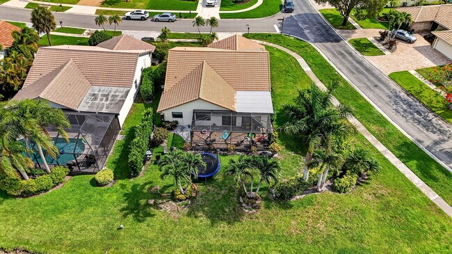 Building Photo - 10065 Camelback Ln