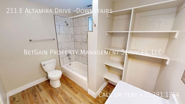 Building Photo - 211 E Altamira Dr