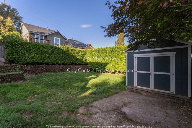 Building Photo - Spacious Large Sanctuary in SE Portland’s ...