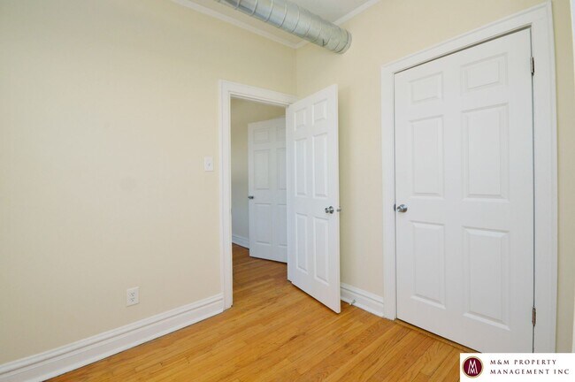 Building Photo - 201-207 N Harlem Ave