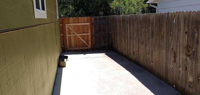 Building Photo - 7845 2nd St