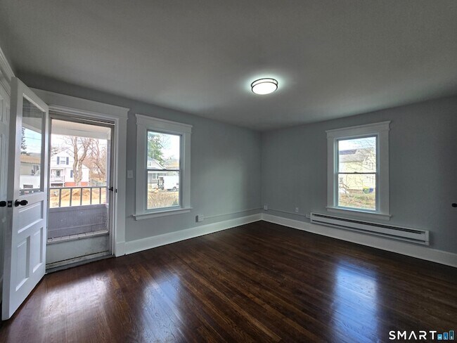 Building Photo - 38 Beverly Ave