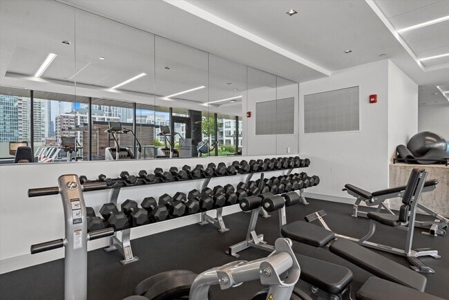 Building Photo - 808 N Cleveland Ave