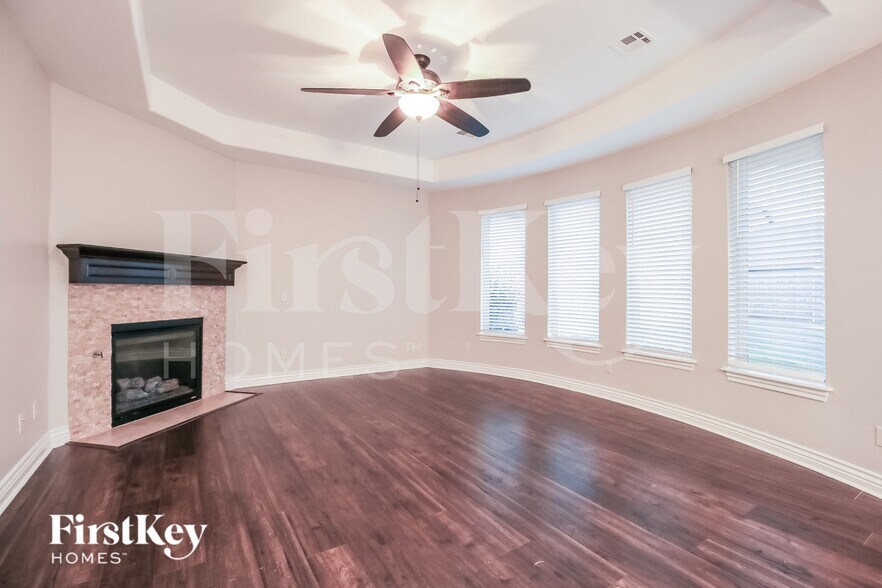 Building Photo - 8428 NW 143rd Terrace