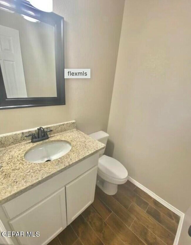 Building Photo - 405 S 7th St