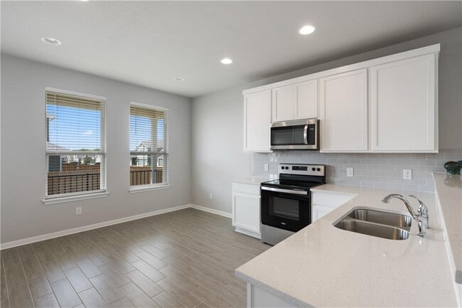 Building Photo - 100 Drifter Ln