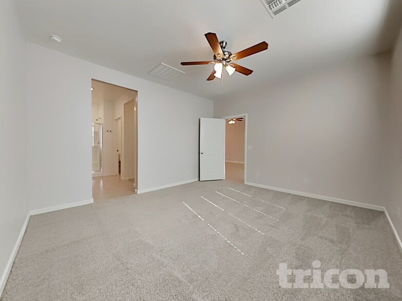 Building Photo - 13283 N 144th Ln