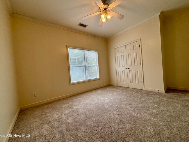 Building Photo - 1617 Shoreline Pl