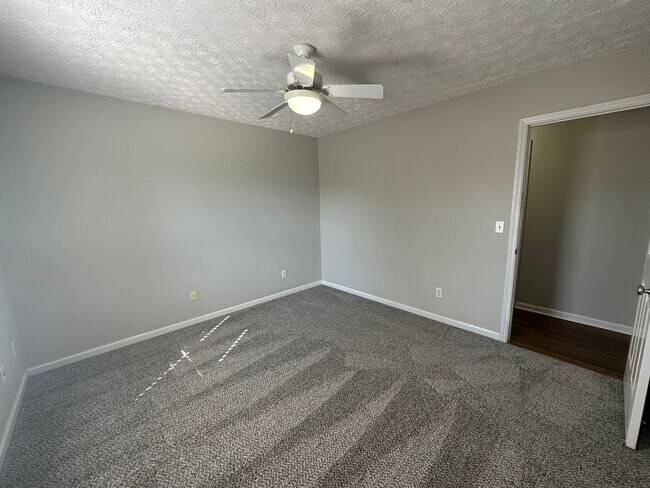 Building Photo - 2302 Medford Campbell Blvd