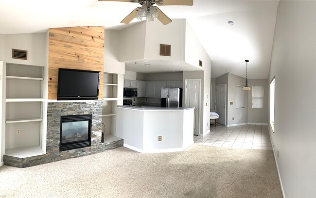 Building Photo - 4296 S Eldridge St