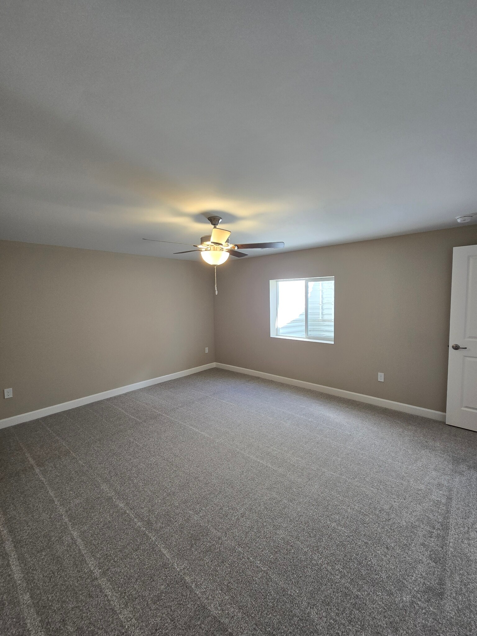 Building Photo - 2641 Cherry Farms Dr