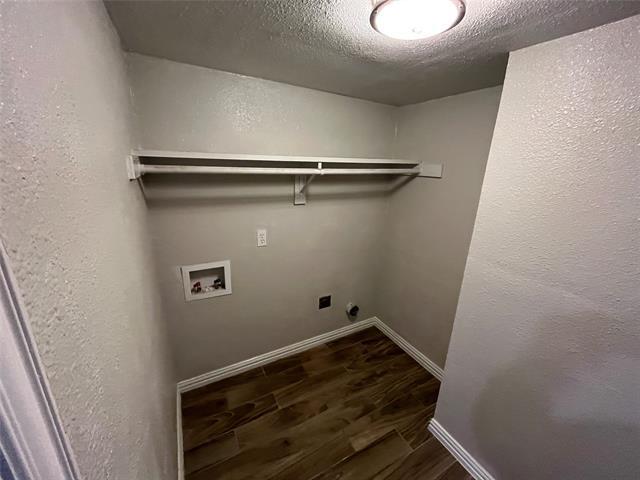 Building Photo - 3053 Rotan Ln