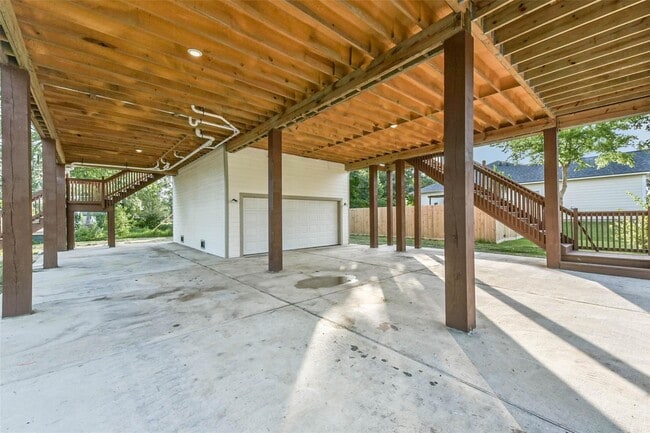 Building Photo - 3420 Sunrise Dr