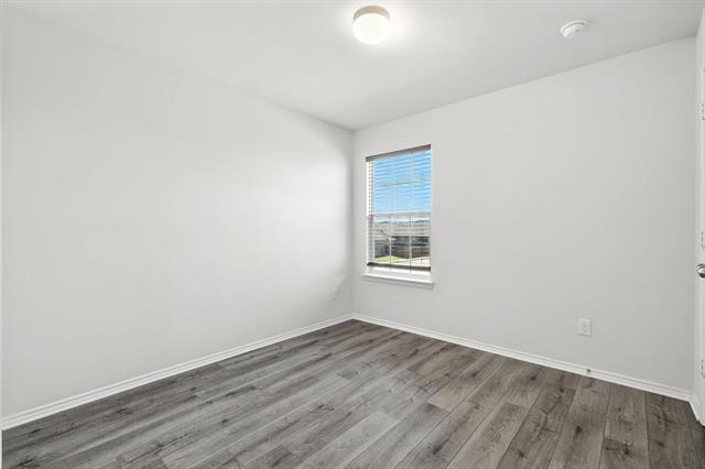 Building Photo - 507 Goldenrod Ln