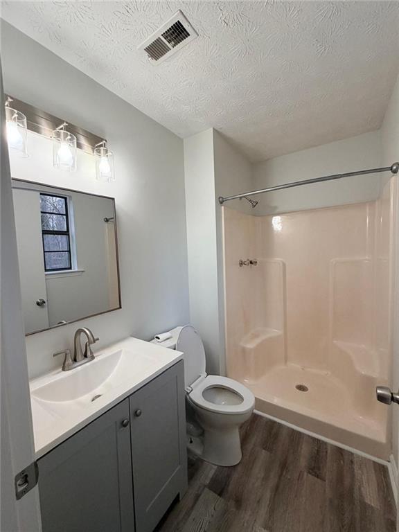 Building Photo - 1909 Suwanee Valley Rd NW