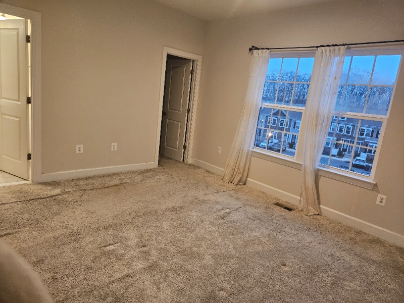 Building Photo - 6201 Quinns Creek Dr