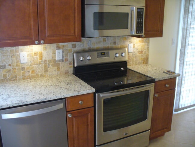 Building Photo - 2469 Sutter Pky