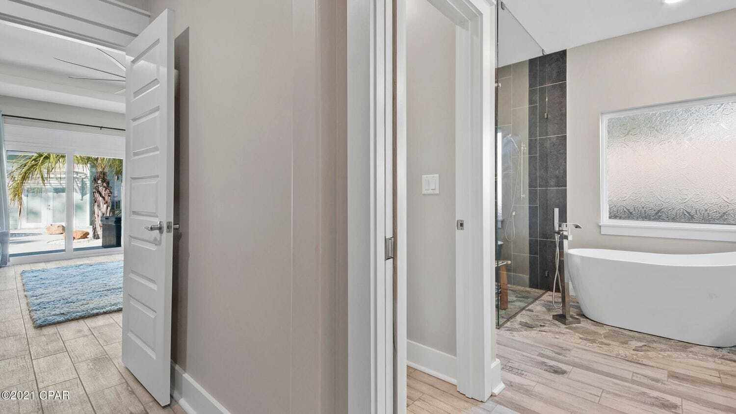 Building Photo - 2916 Laurie Ave