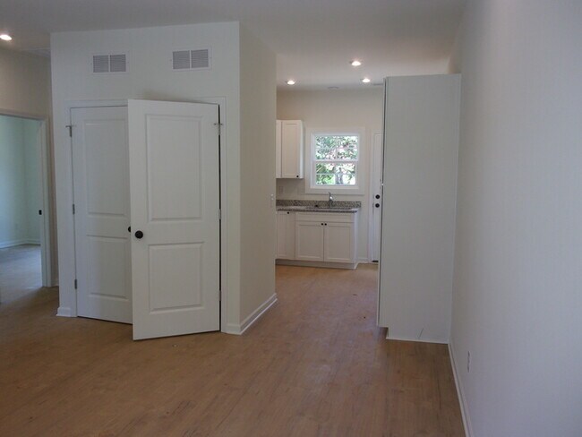 Building Photo - New Construction 2 Bedroom 1 Bath Apartment in Downtown Clover