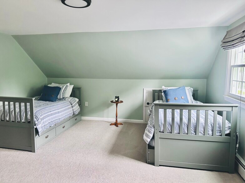 2nd floor bedroom - 4 Old Colony Rd