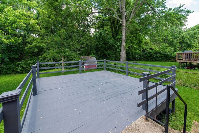Building Photo - 3627 Edgebrook Dr