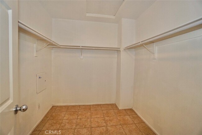 Building Photo - 41845 Davenport Way