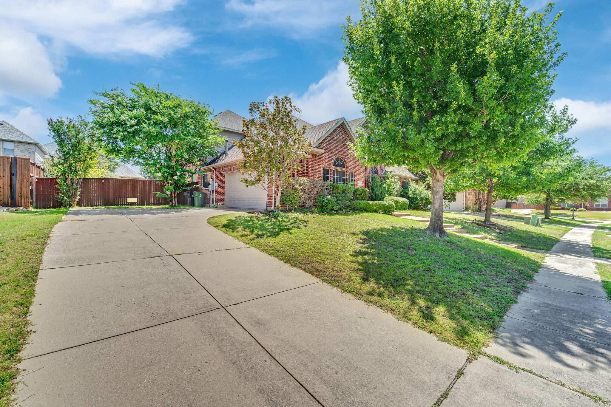 Building Photo - 444 Wildwood Dr