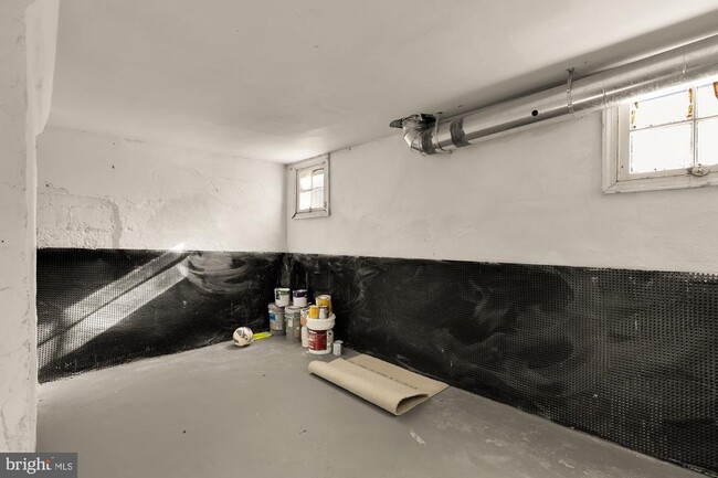 Building Photo - 4105 17th St NW