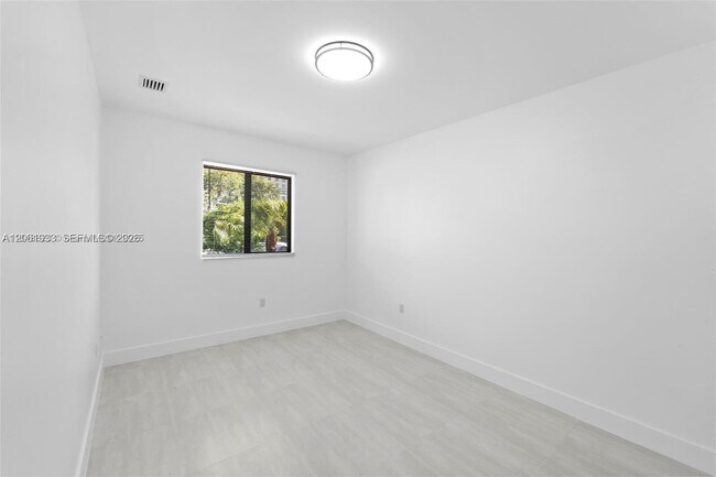 Building Photo - 3710 NW 13th Pl