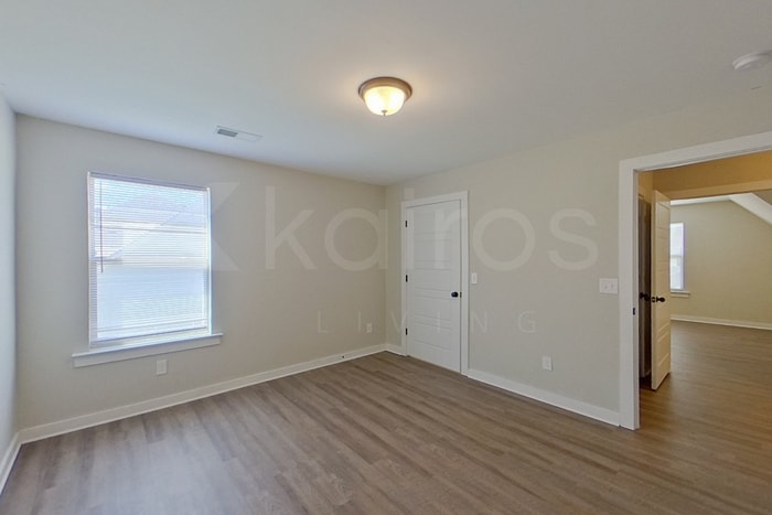 Building Photo - 105 Robin St