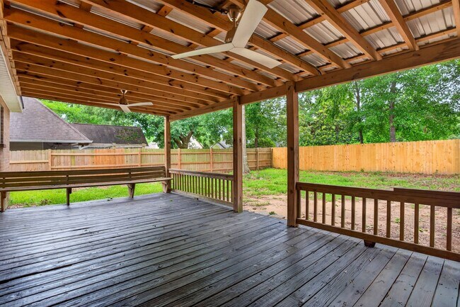 Building Photo - Beautiful Diamondhead Home