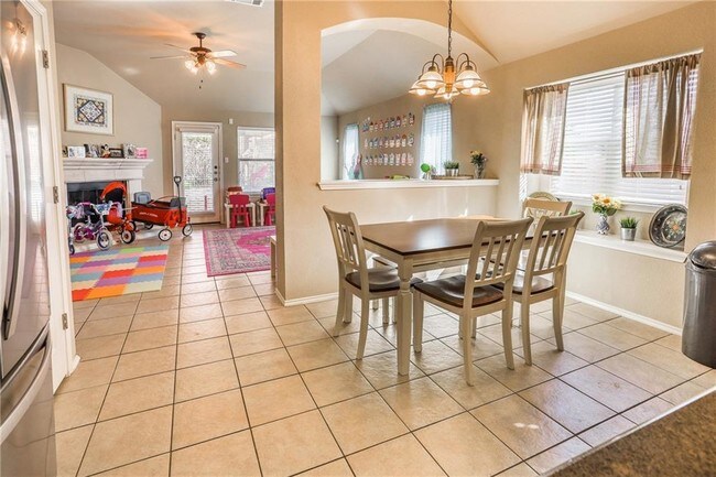 Building Photo - 10705 Casitas Dr