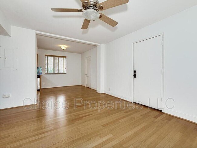 Building Photo - 211 N Dotger Ave