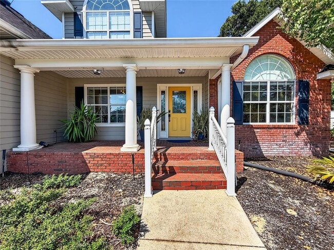 Building Photo - 33721 Spring Dr