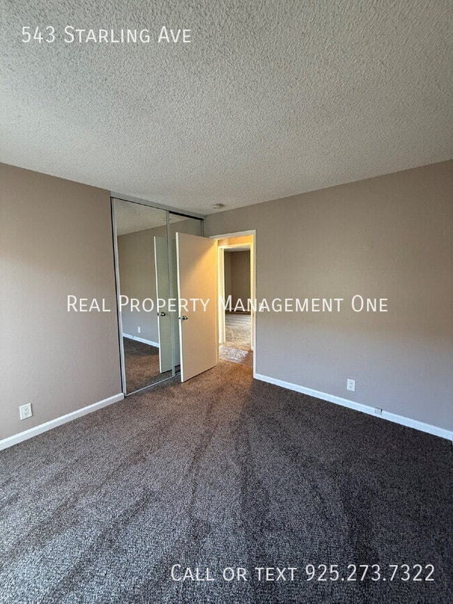 Building Photo - 543 Starling Ave