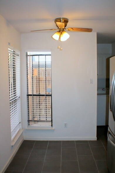 Building Photo - 5100 Allendale Rd