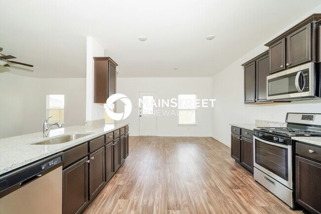 Building Photo - 4 Bedroom Pet-Friendly Home in New Braunfels, TX with Main Street Renewal