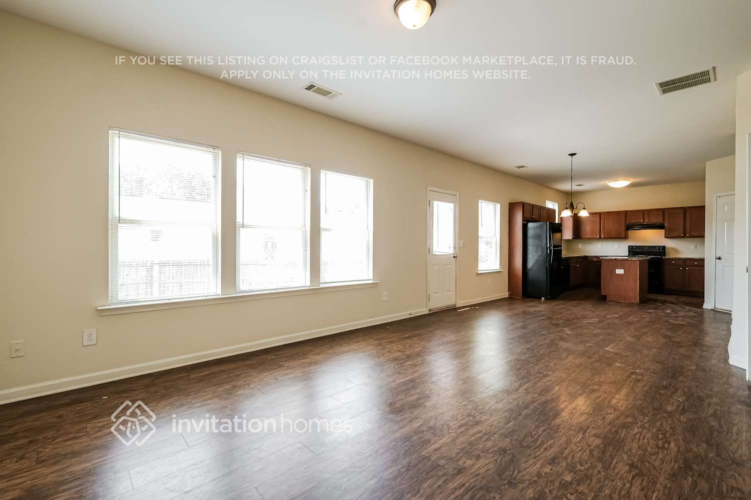 Building Photo - 4232 Oak Field Dr