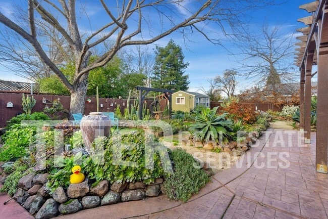 Building Photo - 7775 Dow Ave