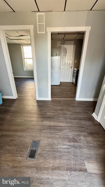 Building Photo - 5910 Hamilton Ave