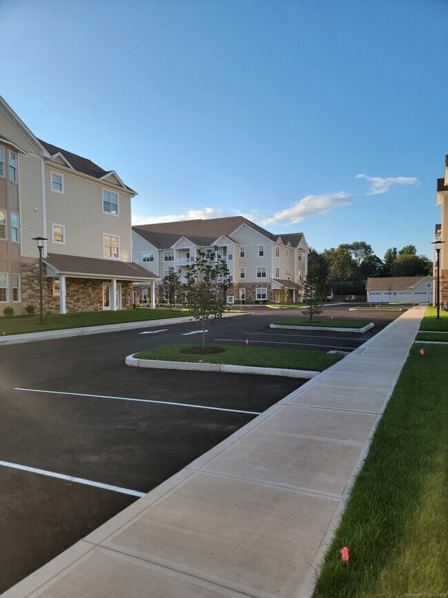 Building Photo - 104 Episcopal Rd