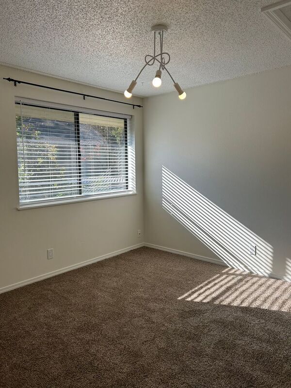 Building Photo - 3565 S Gekeler Ln