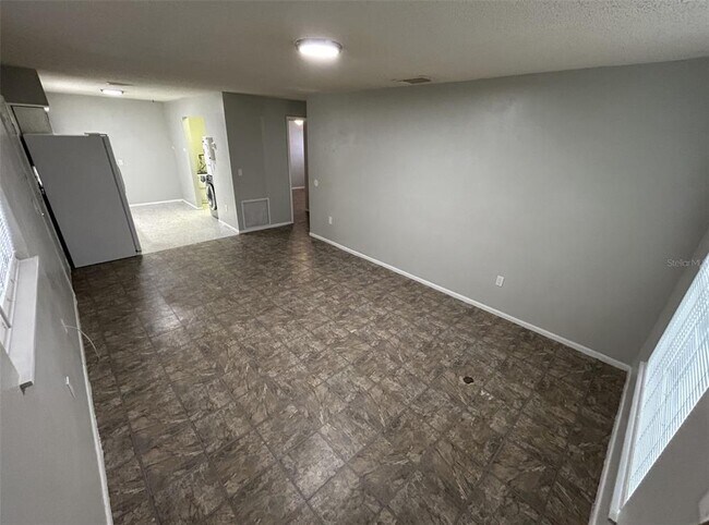 Building Photo - 530 5th Ave W