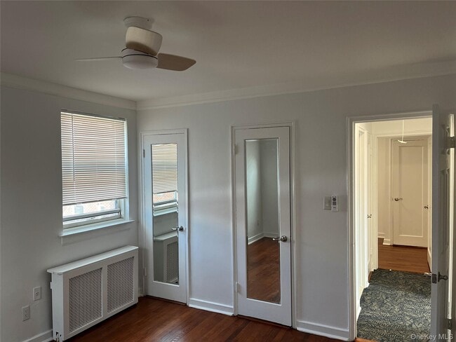 Building Photo - 72-05 Little Neck Pkwy