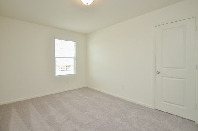 Building Photo - 1025 Long Bay Ct