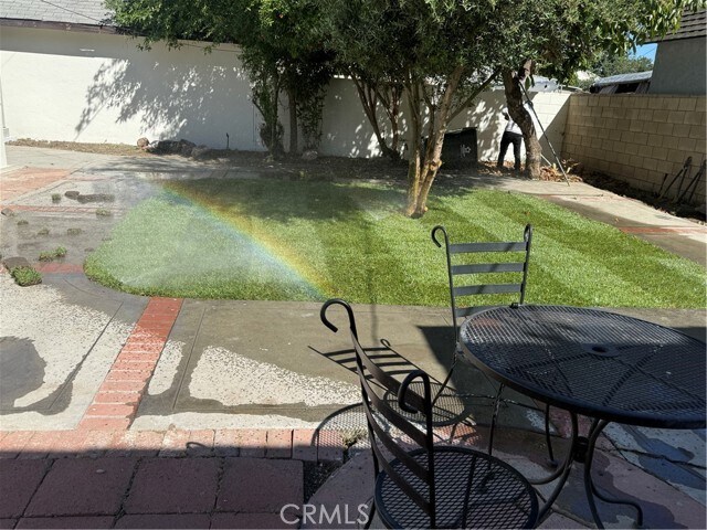 Building Photo - 1407 S Ross St