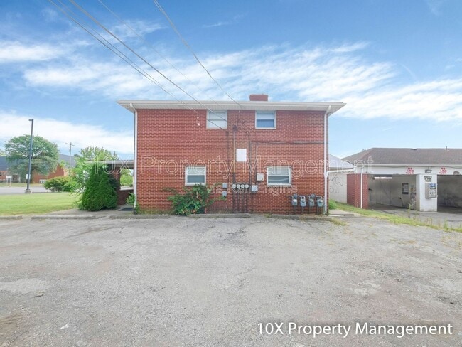 Building Photo - 3257 Cleveland Ave