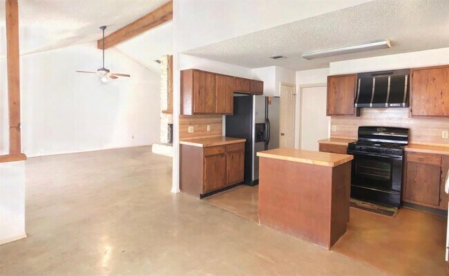 Building Photo - 2816 Norfolk Dr